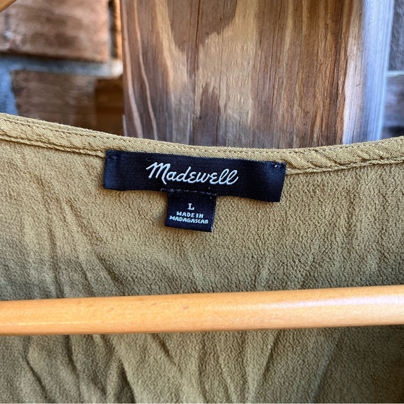 Madewell Short Sleeve Top in Mustard Green - Picture 2 of 4